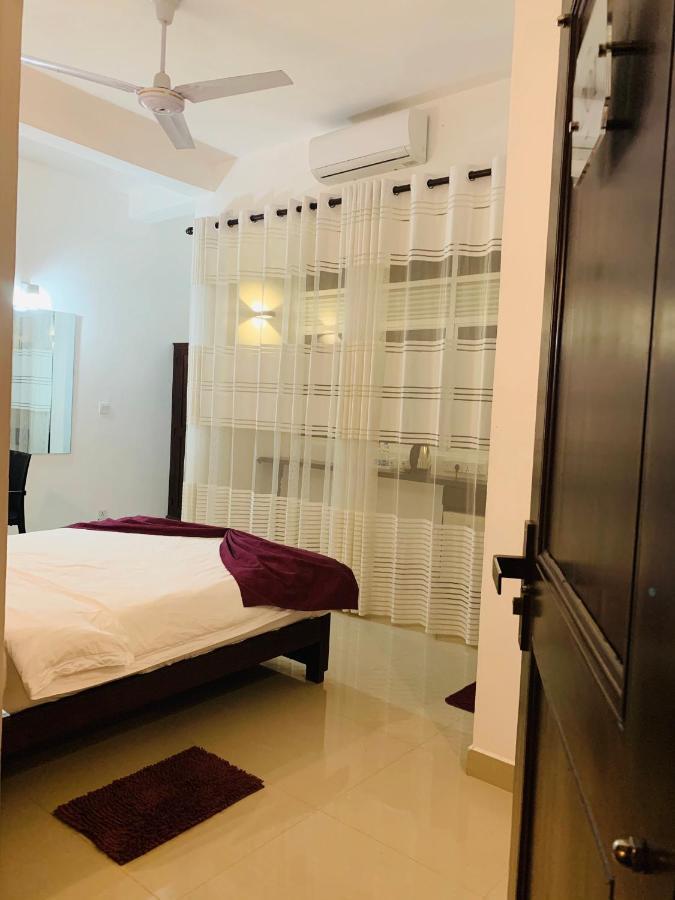 Lavenro Hotel & Resort Deniyaya Luaran gambar