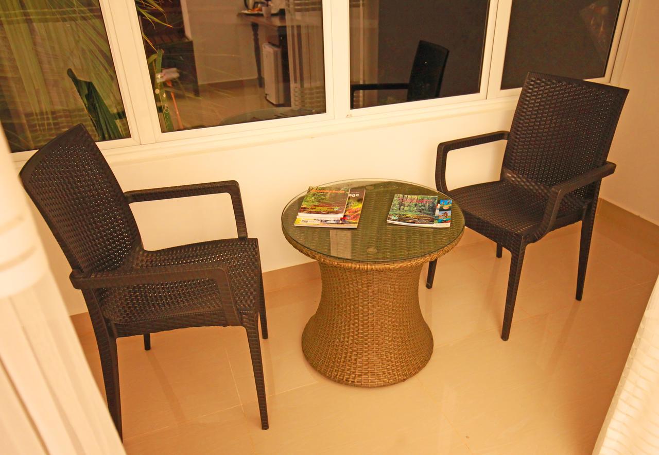 Lavenro Hotel & Resort Deniyaya Luaran gambar