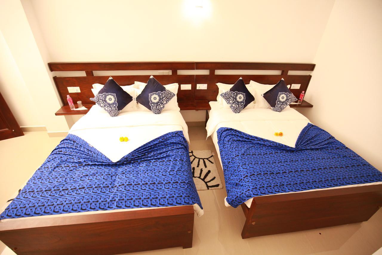 Lavenro Hotel & Resort Deniyaya Luaran gambar